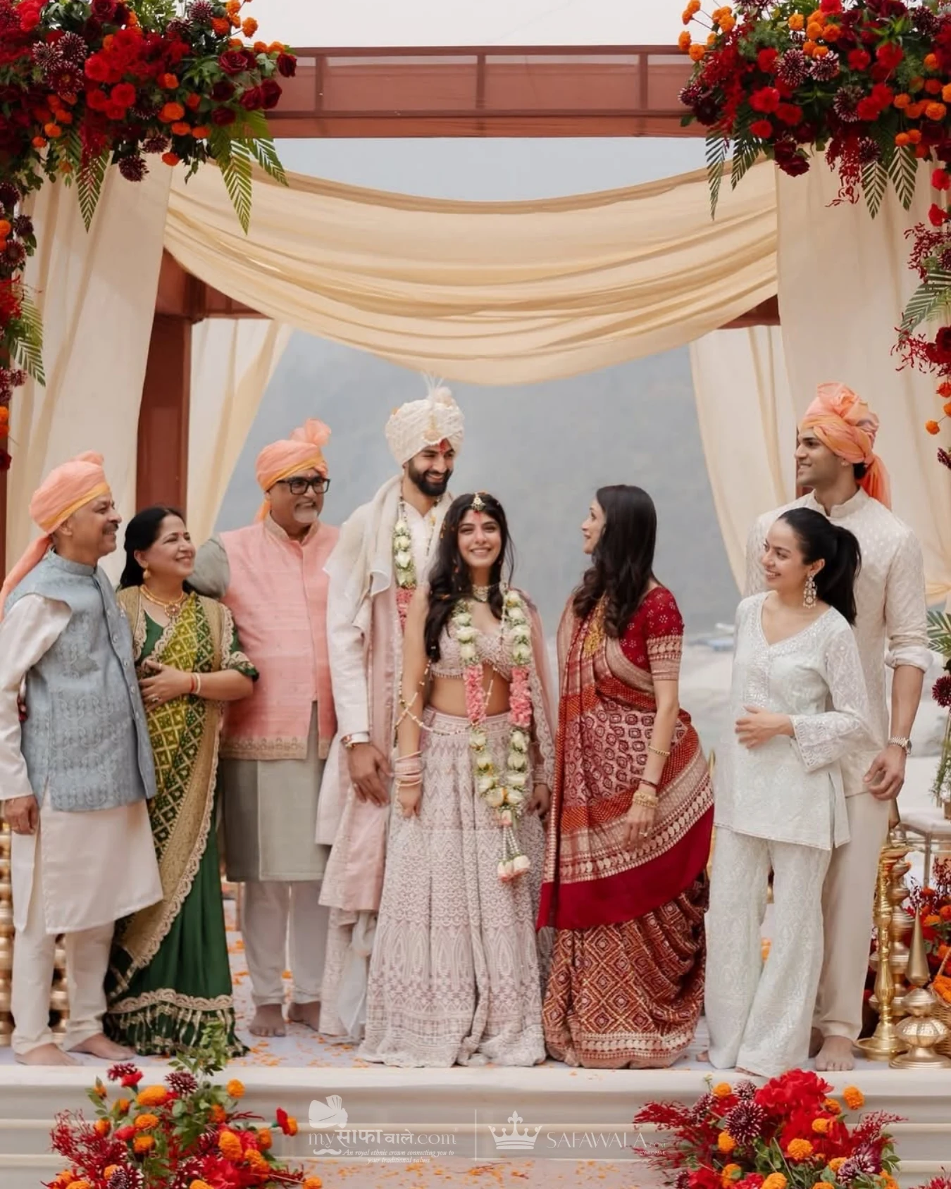 wedding safa wala in Lien Chieu – Royal red wedding safa and embroidered groom styling